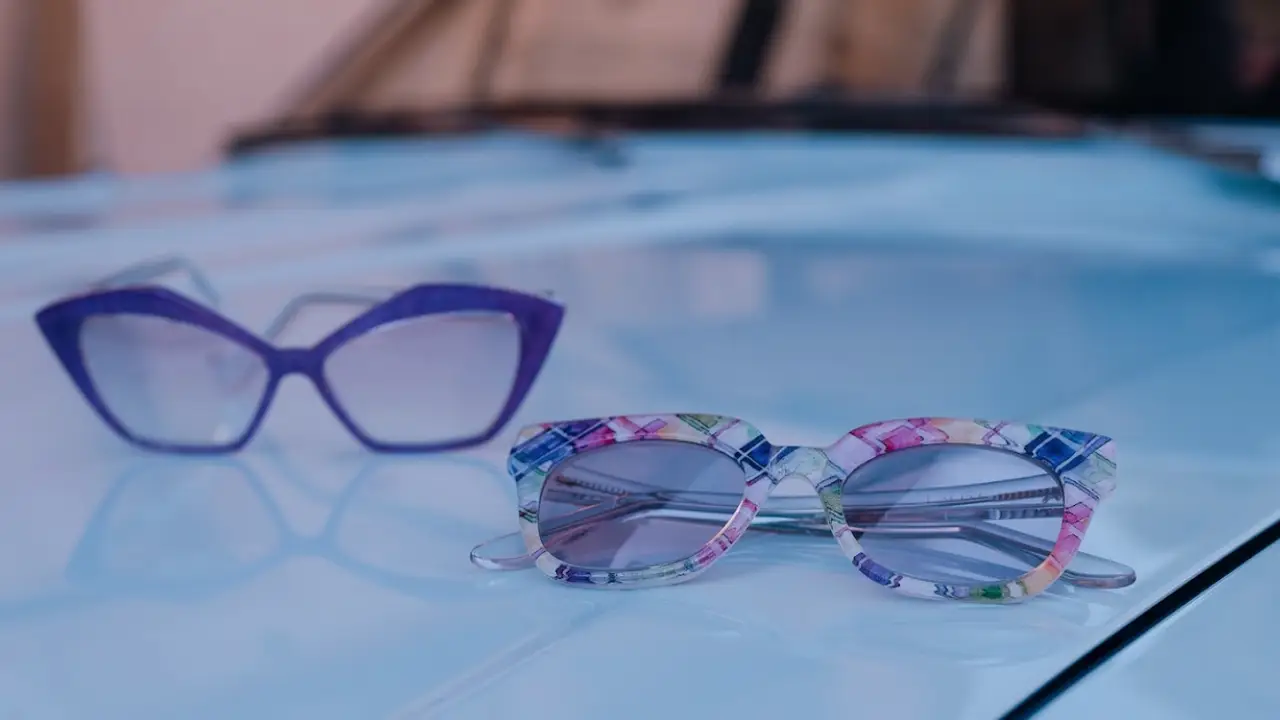 Close de armação da Laline Ótica Atelier